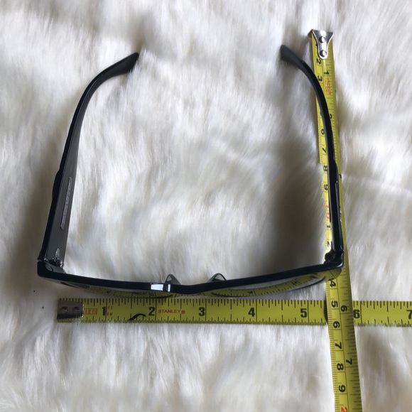 CHANEL Sunglasses - Picture 12 of 15